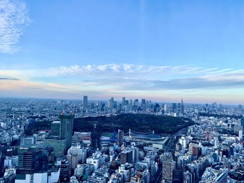 創作ちゃんねる 現代地球にダンジョンができる系の話はおかしな設定が多い 未成年がダンジョンに入れるってなに 創作ちゃんねる