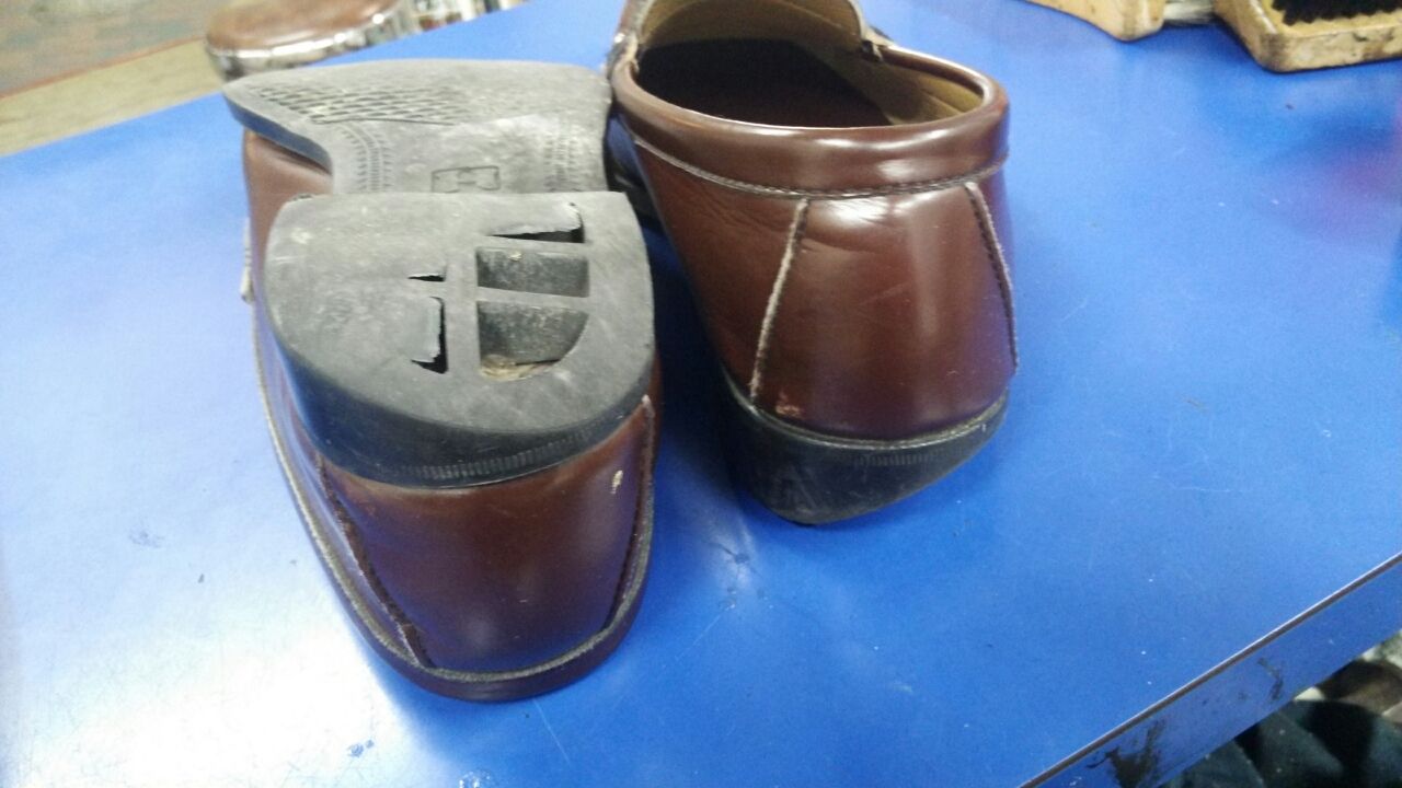 ハルタ学生靴かかと修理 リペアーショップ神戸魔法堂のblog