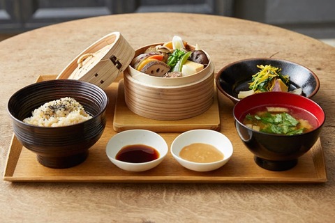 Image-4-Brown-Rice-by-Neals-Yard