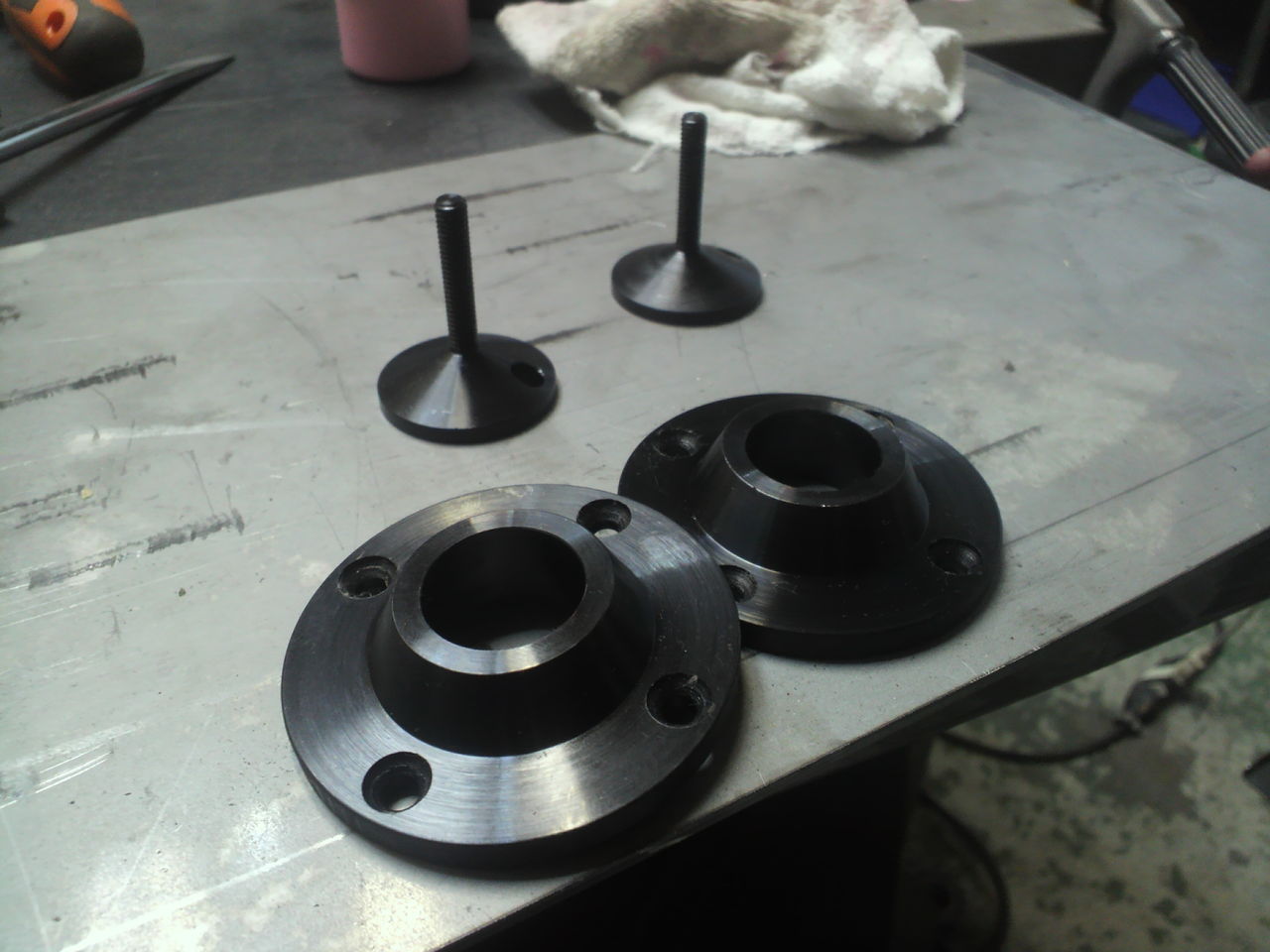 スチール製品の黒染め加工 金物の町 東大阪に生まれ育ったオヤジの仕事 遊び有りのブログ