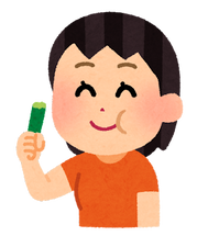 きゅうりかじる女性