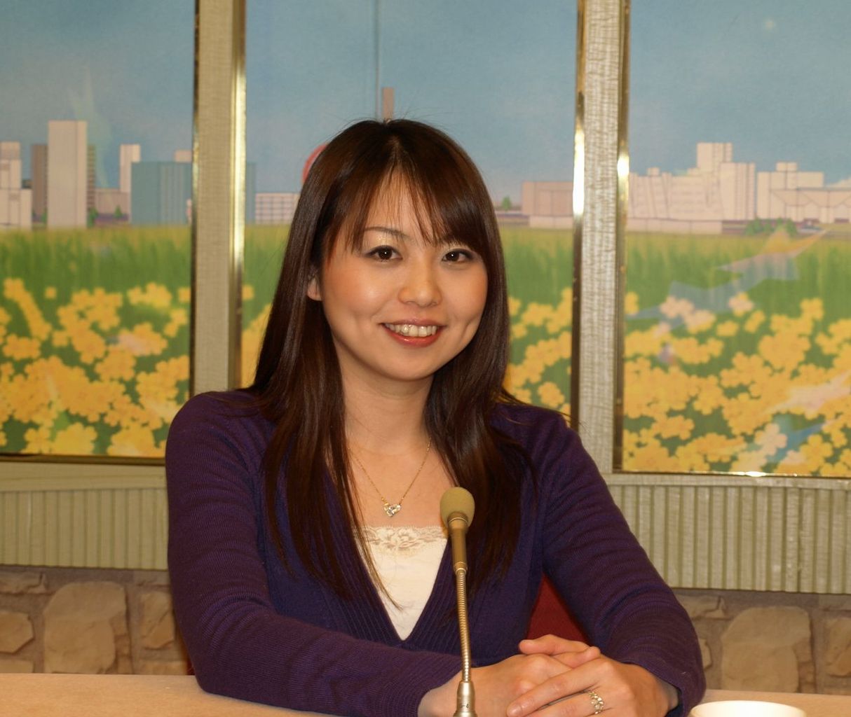 DAILYネット将棋新聞 --- 360度記事・タイトル戦動向
中倉宏美
『サラリーマンのための○得情報「将棋女子に大人の王手」』第4回けやきカップ決勝戦。松尾香織初段が勝ち初優勝第4回武蔵の国けやきカップ 本日(5/1)開催 NET中継