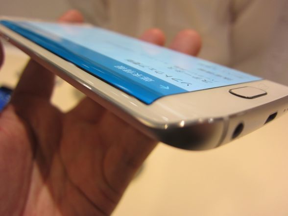 CellBee Galaxy S6 Edge Screen Protector