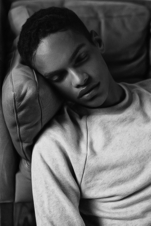 Mi ne dormos, sed...