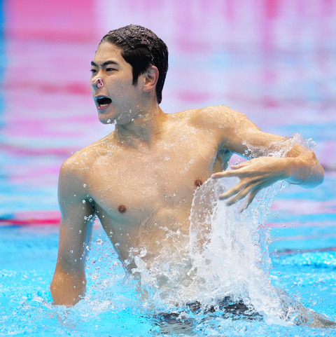 FQGLFSYKEBNEFKEEOPGXIWPNBE