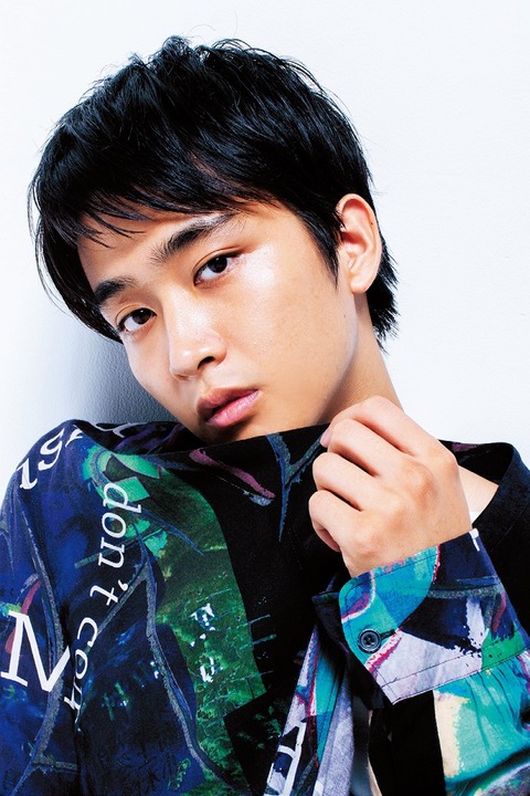 2119-E4BD90E897A4E5AF9BE5A4AA1