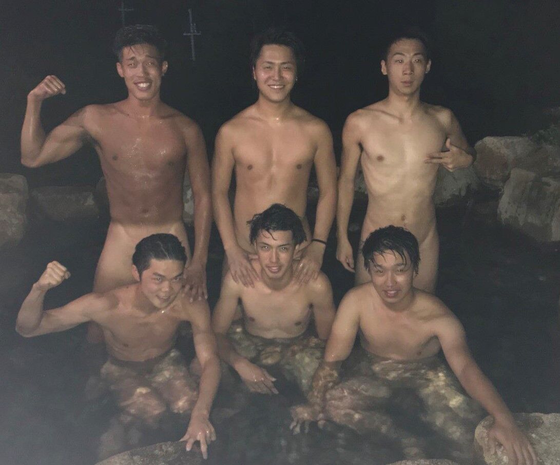 男　風呂　全裸 