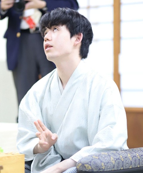 6053d56f4fe12e27295382ce3dd3a0f3_1