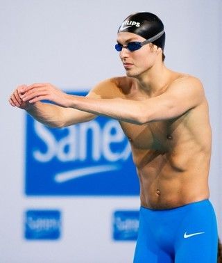 ソラリスの島 漏斗胸の男子