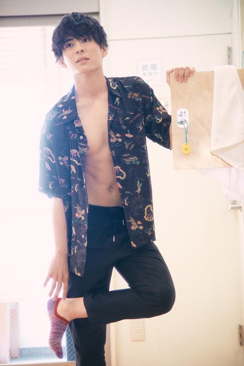 9be5a26df678ed64e25064b2