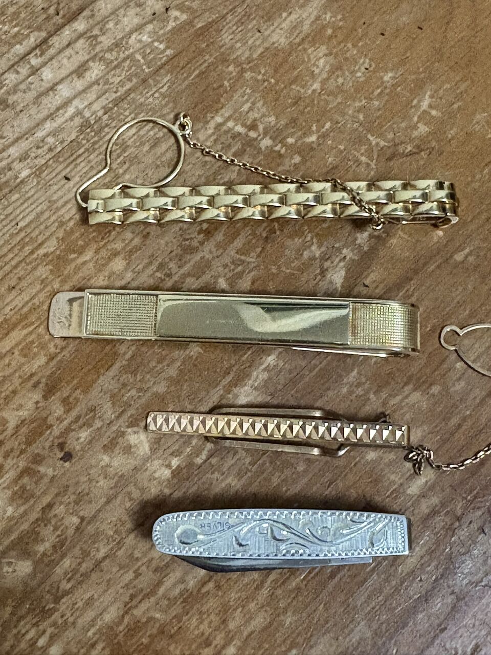 驚き！カルティエのネクタイピンが248,000円 : カルティエ番長