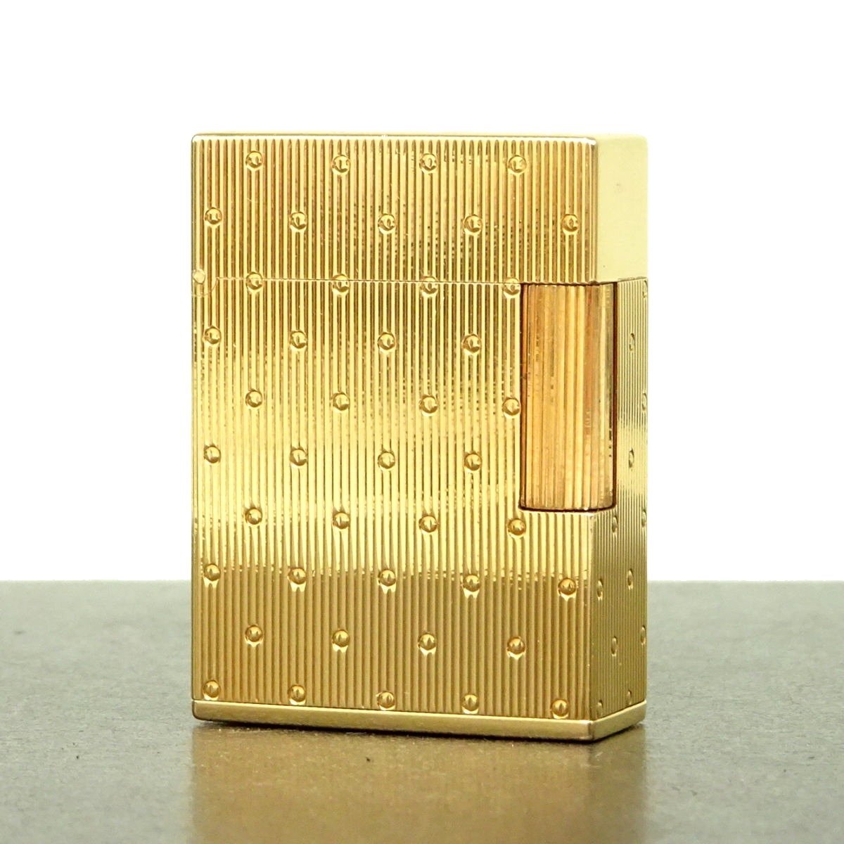 このライターが売れない不思議 デュポン ライン1 18K 金無垢