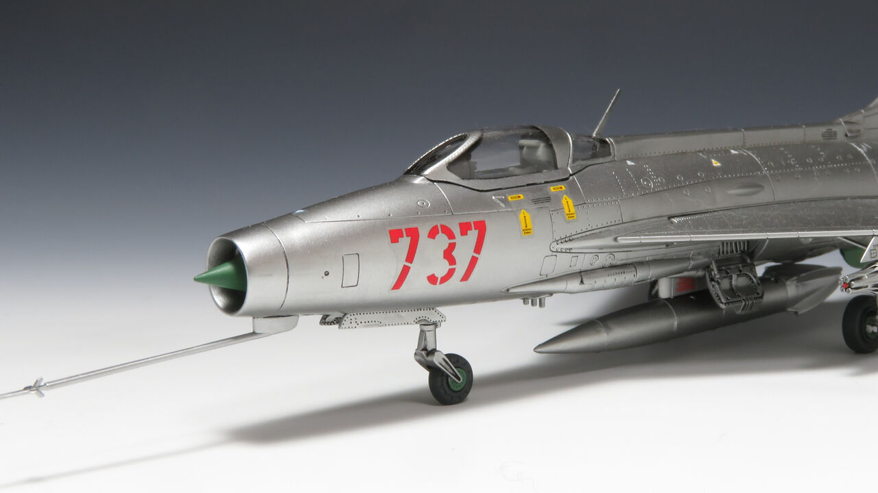 ドイツレベル 1/72 MiG-21F-13 フィッシュベッドC を作る 最終回