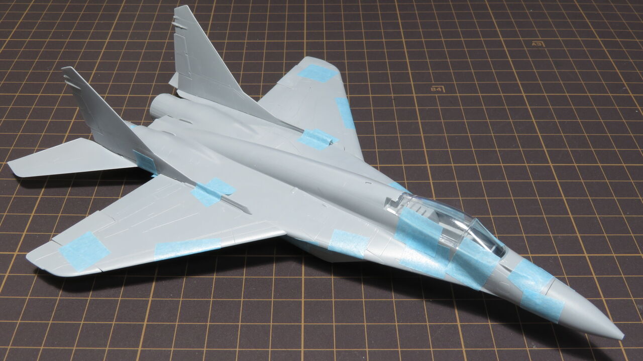 プラッツ 1/72 MiG-29(9-13) フルクラムC を作る 第1回 プラッツ 1/72 MiG-29(9-13) フルクラムC を作る 第1回