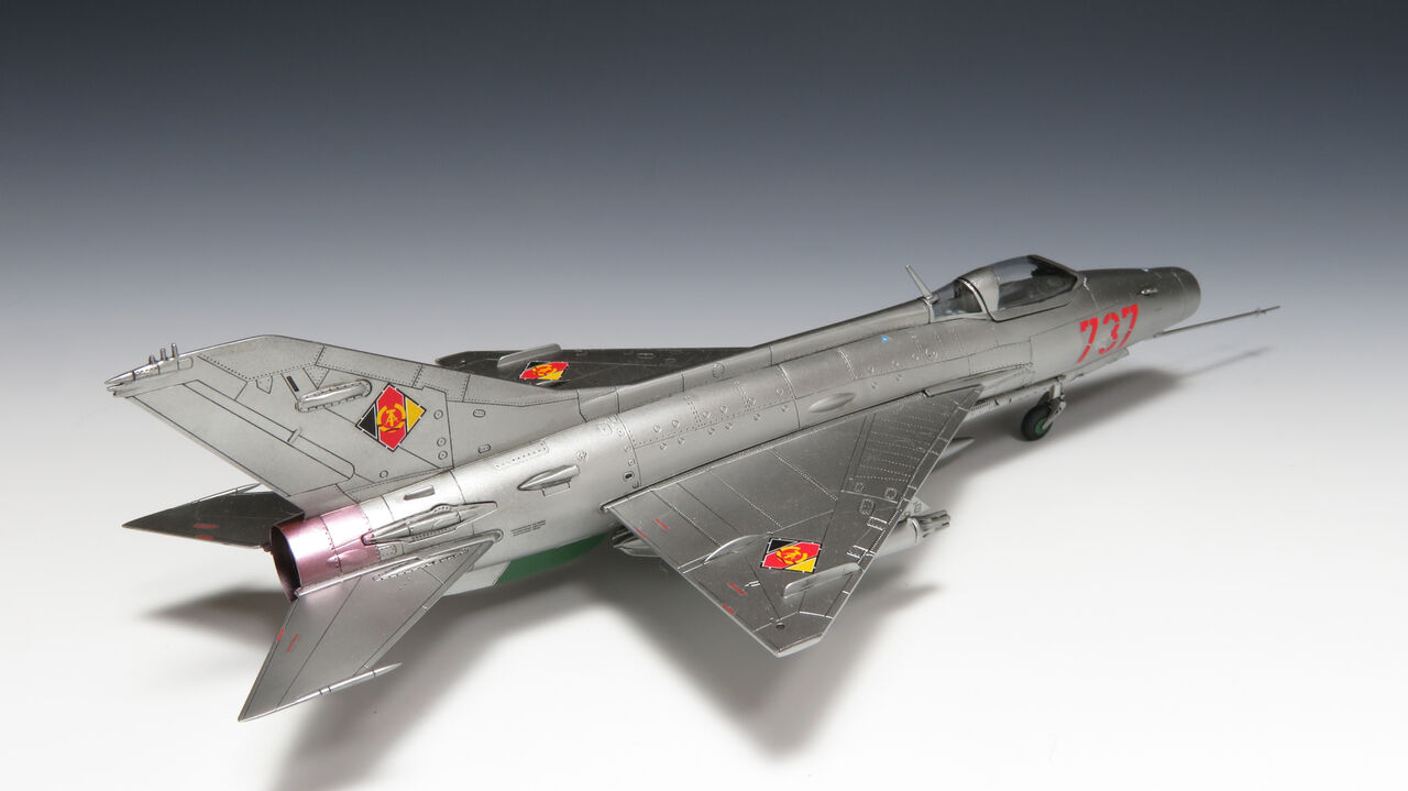 ドイツレベル 1/72 MiG-21F-13 フィッシュベッドC を作る 最終回