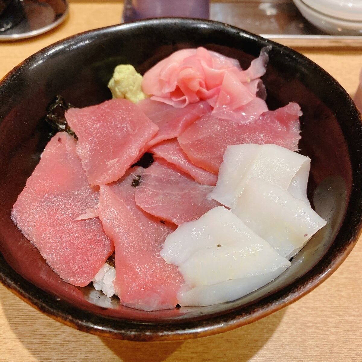 海鮮丼の駅前 心斎橋店 Weekend 関西
