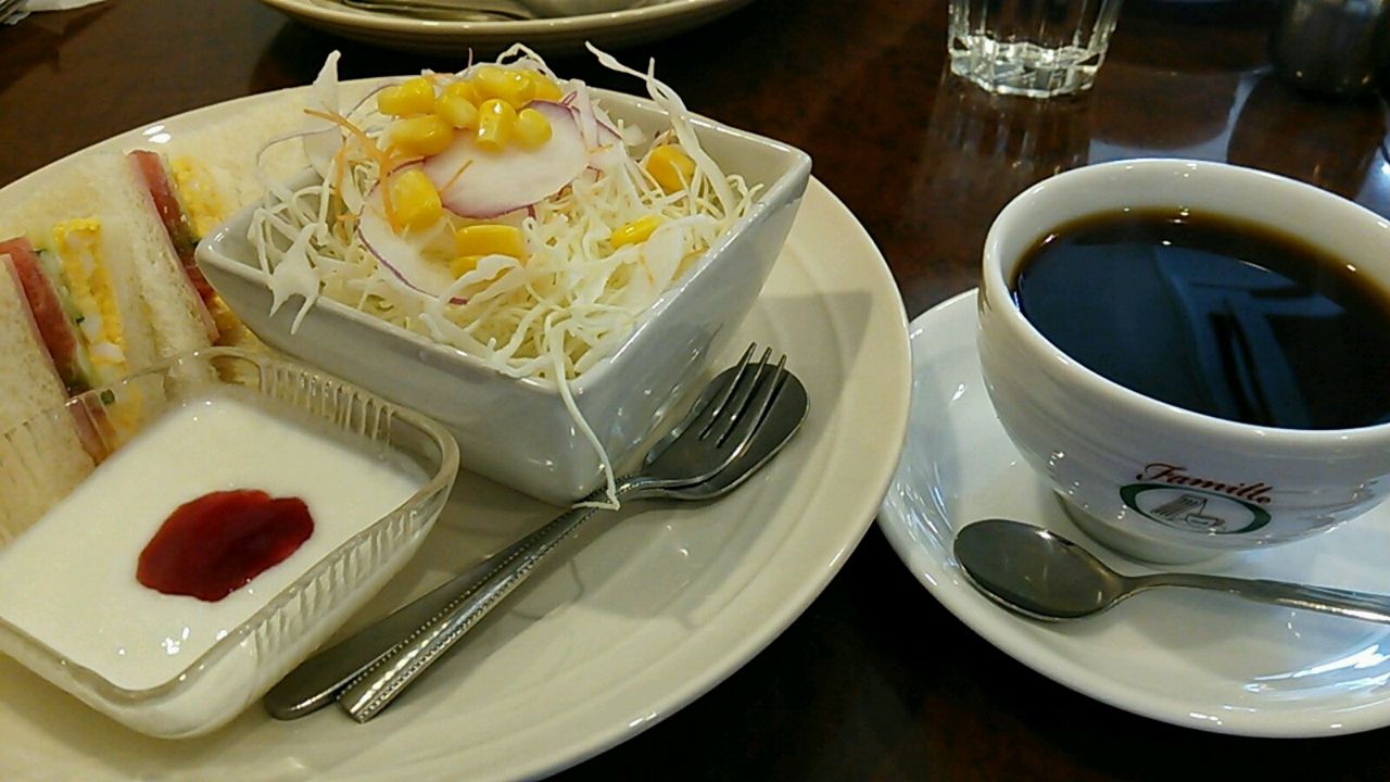ファミーユ 玉出店 Weekend 関西