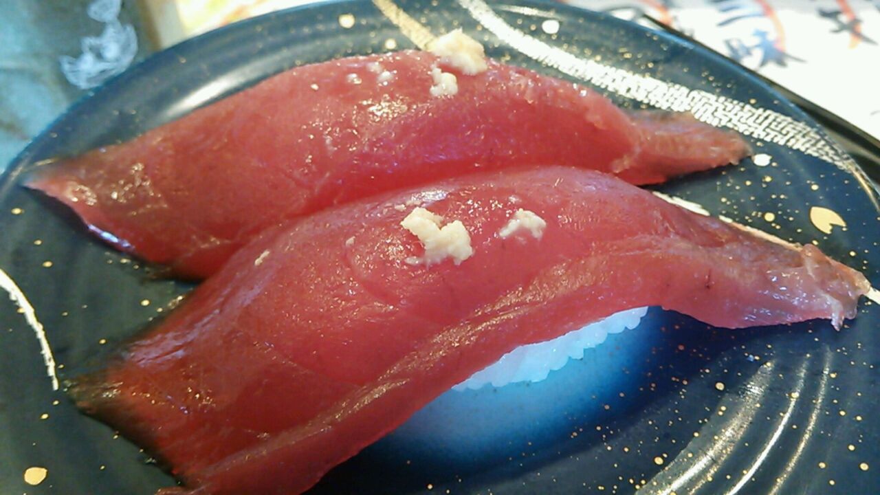 活魚廻転寿司 いわ栄 Weekend 関西 活魚廻転寿司 いわ栄 Weekend 関西