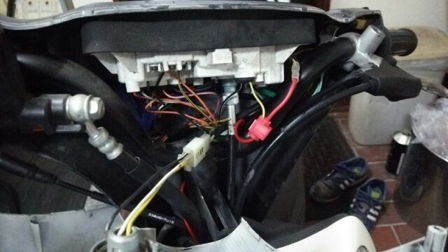 v125s メーター修理 アドレスv125sメーター 液晶焼け修理