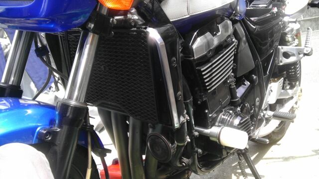 ZRX1100 ZRX1200 ラジエーターガード　エンジン 冷却水 ZRX1100 ZRX1200 ラジエーターガードカバーエンジン