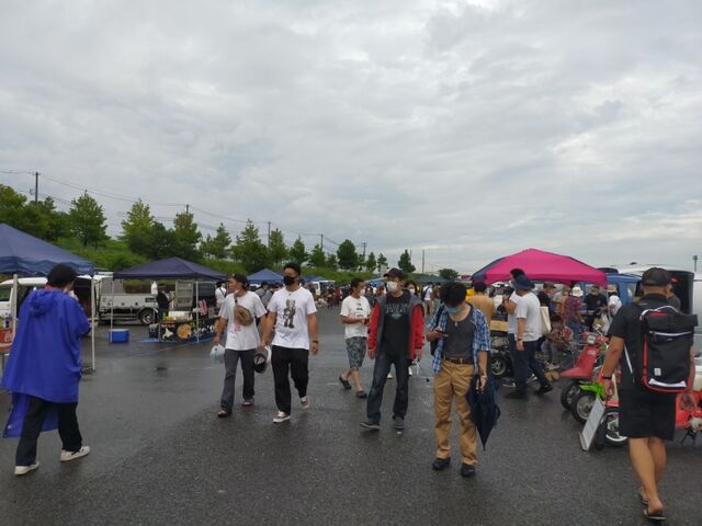 なにわ旧車部品交換会 7 26 こちらヒューストン