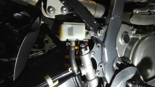 M450r リアブレーキリザーバータンク交換 こちらヒューストン M450r リアブレーキリザーバータンク交換 こちらヒューストン