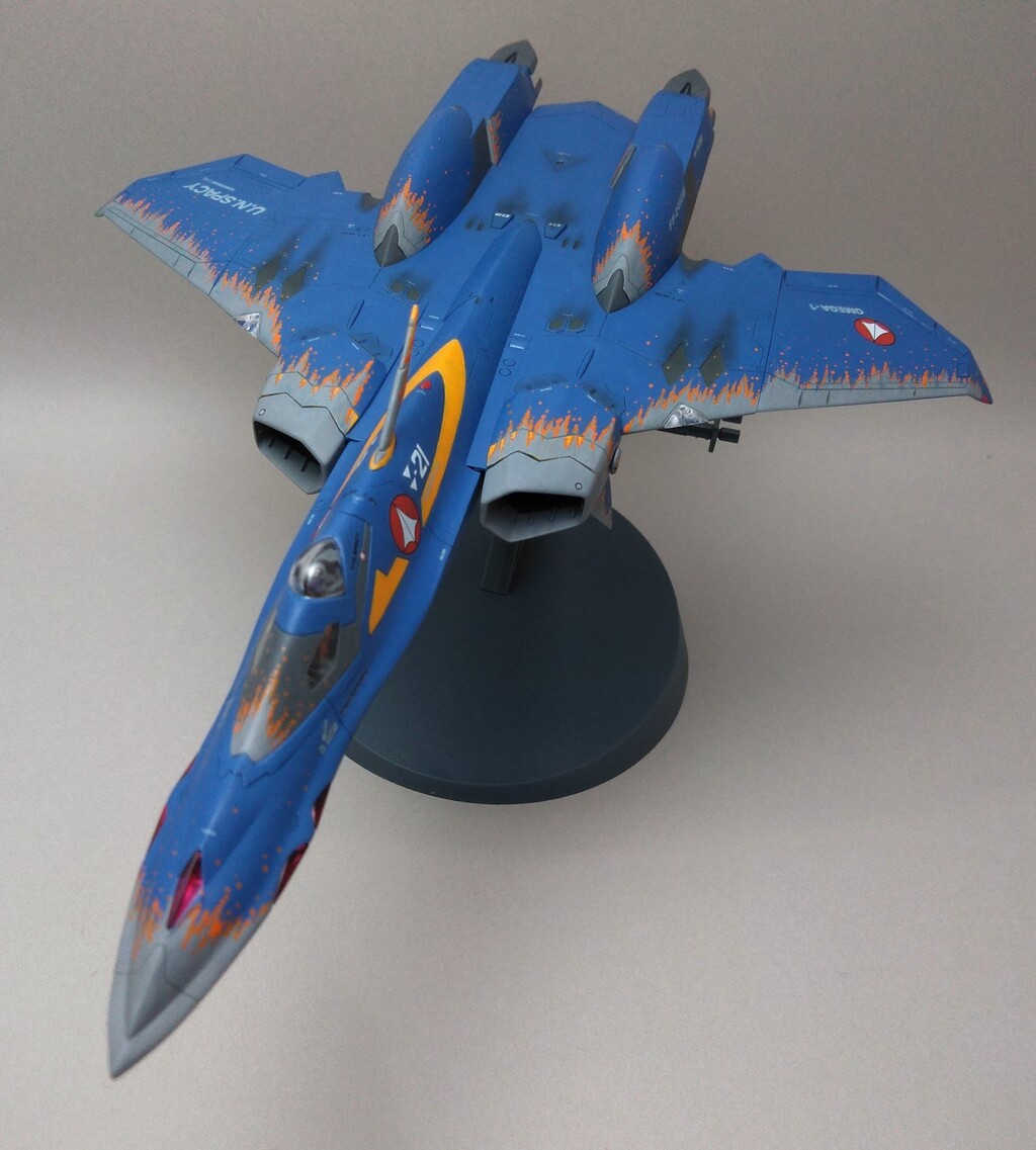 ハセガワ1/72 YF-21(リミッター解除) : 緑内障だけどガンプラ作って