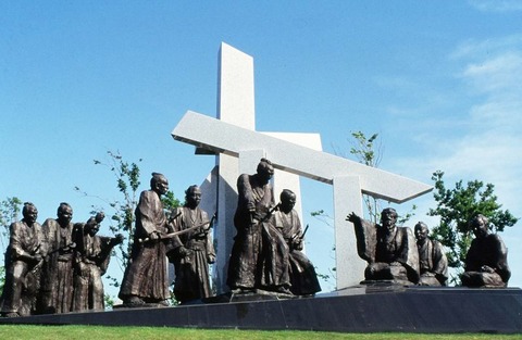 250615_米櫃に米のかすかに音するは