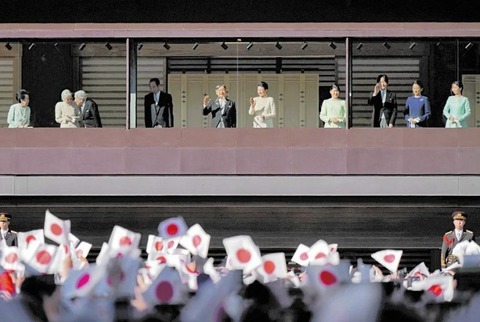 260102_あらたまの年をくもゐに迎かふとて