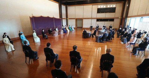 220119_世界との行き来難かる世はつづき.jpg