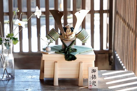 250505_新聞の兜を父は折らんとす