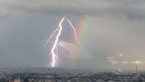 260331_春の雷虹より出でしこゑならむ