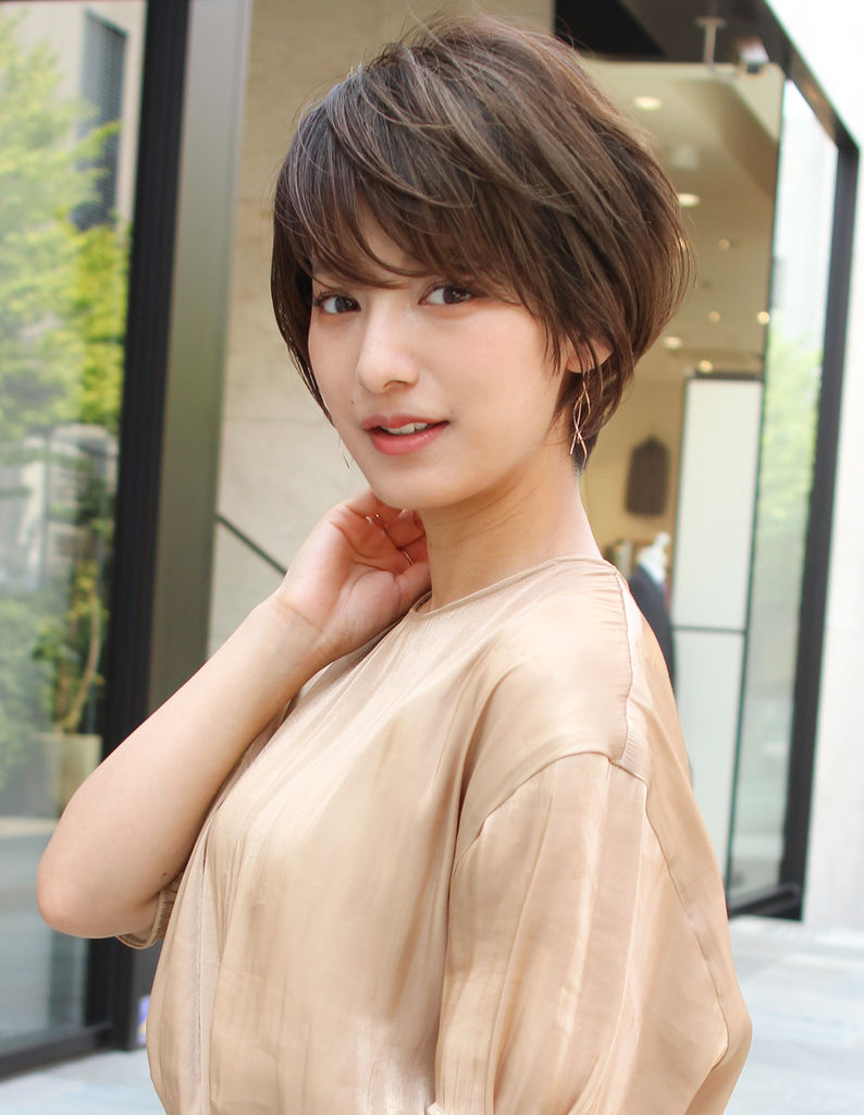 画像あり 佐々木希 ショートにイメチェンも 絶対に長いほうが良い の声 エンタメニュースフラッシュ