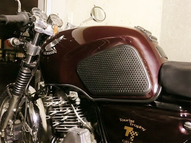 GB400TT　タンクパット　検)GB500 GBに純正オプションタンクパッドをつける : Ride'n Roll