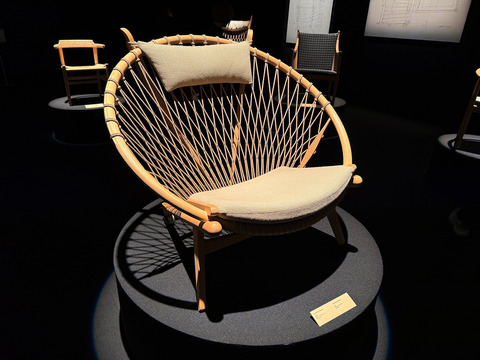 展覧会「ハンス・ウェグナー展 至高のクラフツマンシップ」10