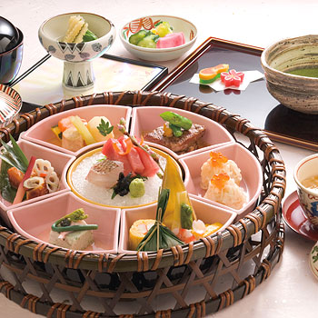 紀尾井町吉祥の 花籠御膳 を食す Love Is Spoken Here