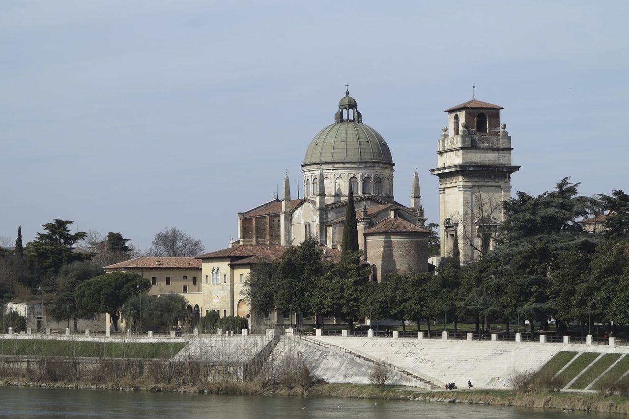 ヴェローナの嵐 バリのお土産話 愛溢れるイタリア生活 面白三昧 ヴェローナの嵐 バリのお土産話 愛溢れるイタリア生活 面白三昧