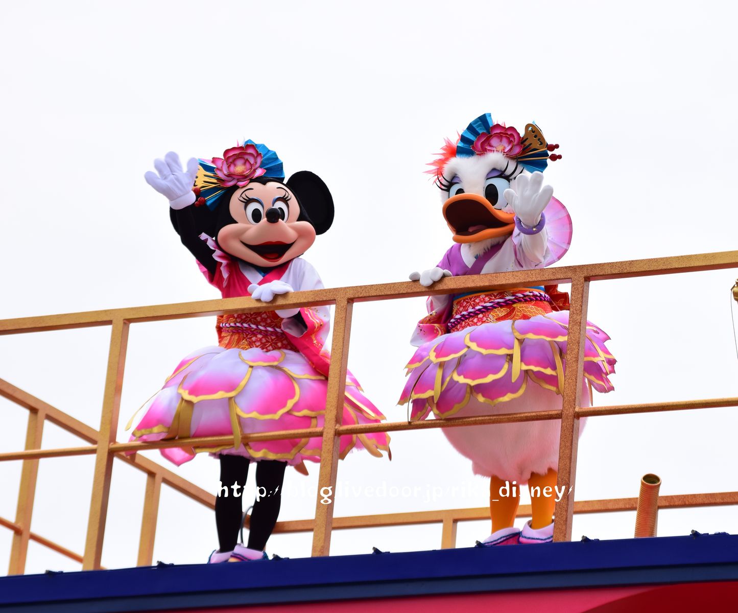 ディズニー夏祭り 彩涼華舞 栗鼠と犬と時々わたし ディズニー夏祭り 彩涼華舞 栗鼠と犬と時々わたし