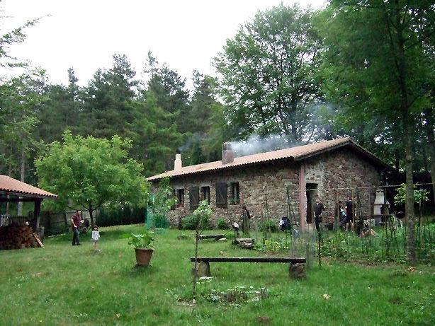 チキ便り バスク地方のとある街より 山の家で過ごす休日