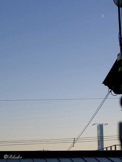 2025/10/27　六日月　③