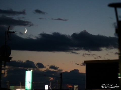 2025/09/26 四日月