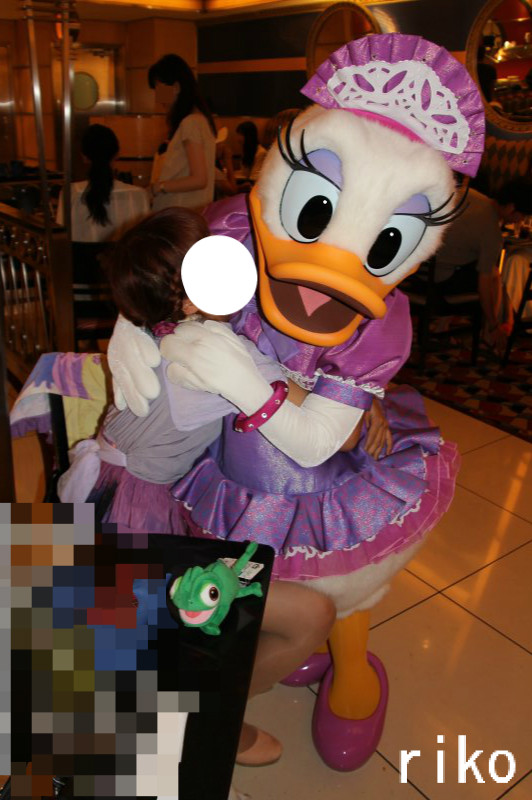 あ 被った 服の色が被った 笑 デイジーとシェフミッキー ディズニー宝箱 あ 被った 服の色が被った 笑 デイジーとシェフミッキー ディズニー宝箱