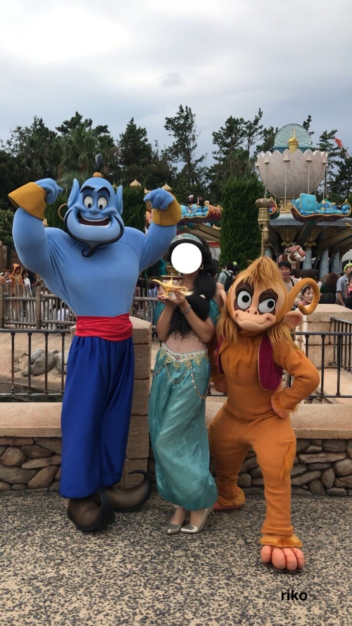 無料で仮装プラス気分を 神対応なジーニーとアブー突発整列 ディズニー宝箱