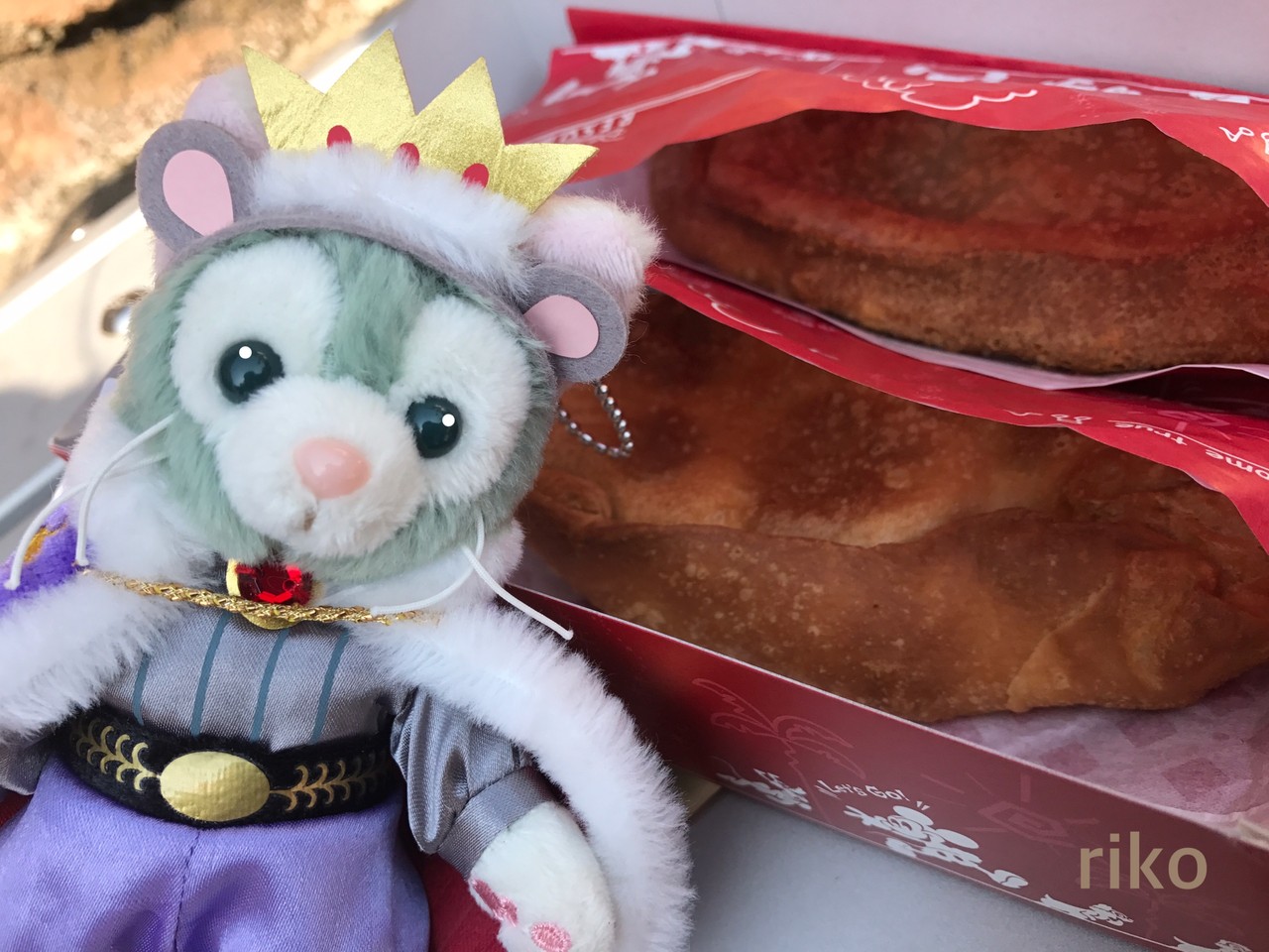500円のピザがお勧め ワンコインで小腹も満たされ美味しい ディズニー宝箱 500円のピザがお勧め ワンコインで小腹も満たされ美味しい ディズニー宝箱