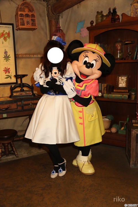 27C5DF43-708D-478E-9CEF-99A0BB8E30BC