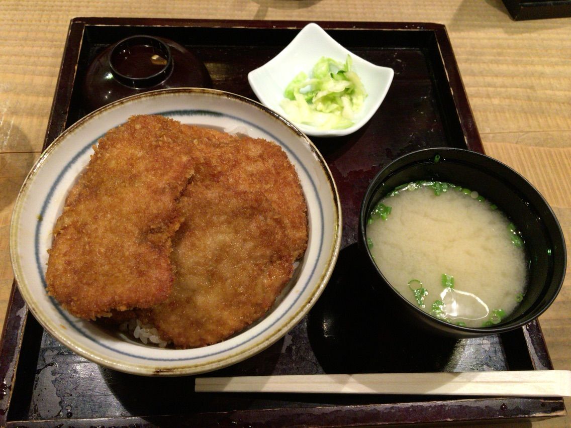 新潟タレカツ丼の名店 吉祥寺 タレカツ 週末の食どころ 新潟タレカツ丼の名店 吉祥寺 タレカツ 週末の食どころ