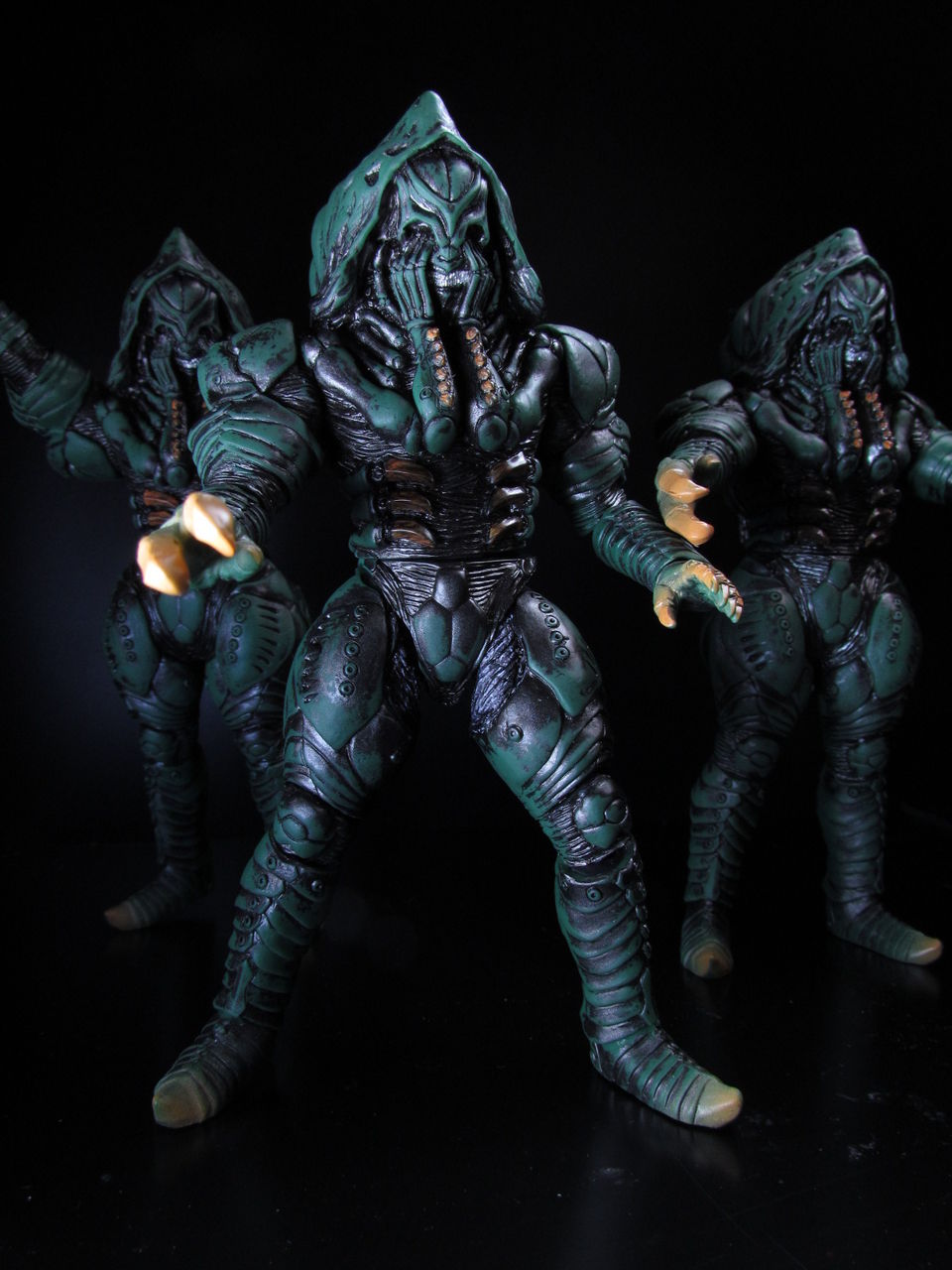 ソフビ ライダー怪人シリーズK01 ワームサナギ体(サリスワーム