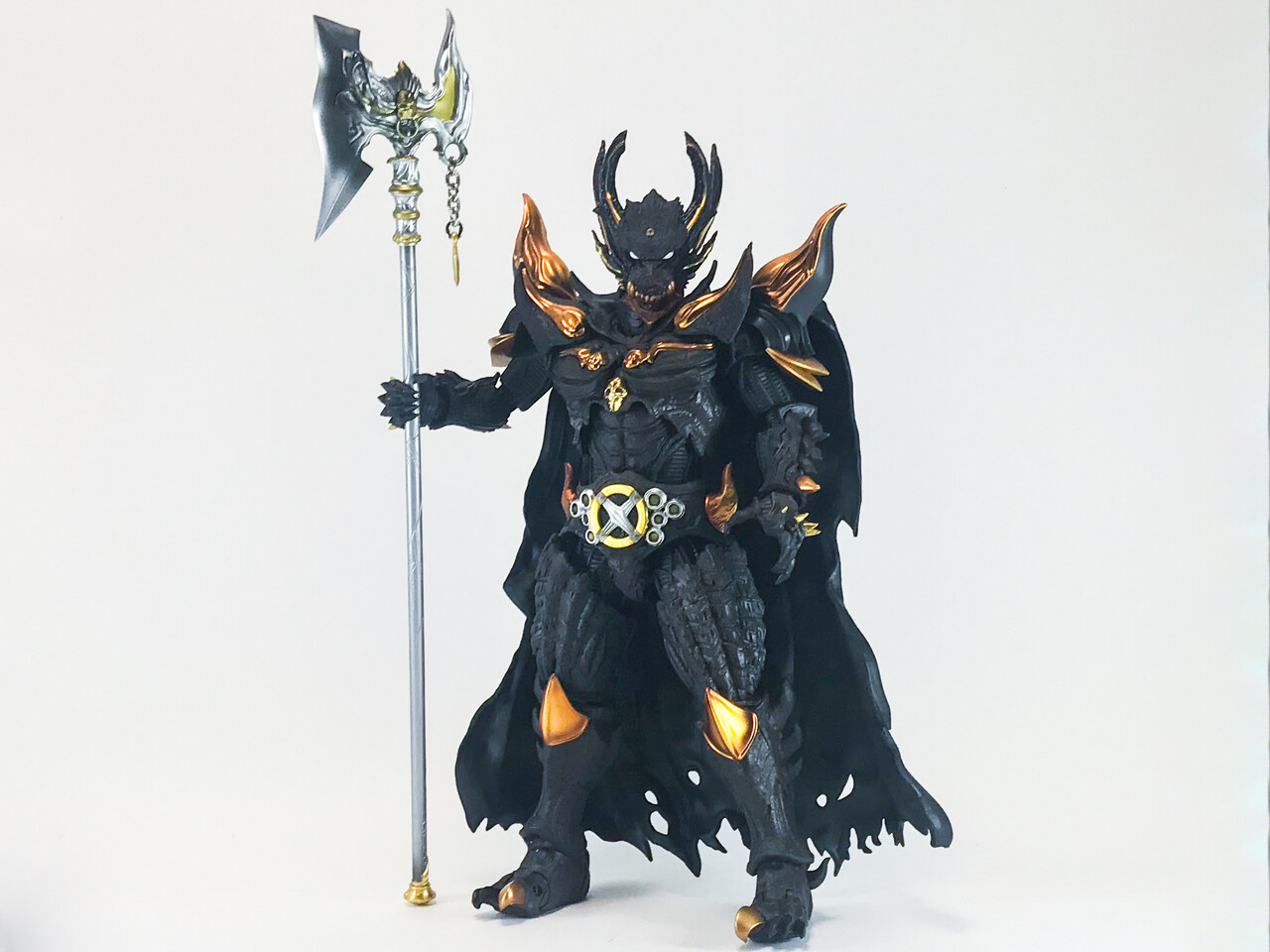 S.H.フィギュアーツ 真骨彫製法 暗黒騎士キバ(呀) レビュー : K.R.りく