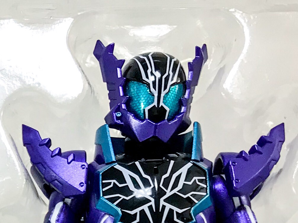 S.H.フィギュアーツ 仮面ライダーローグ : K.R.りくほは改造人間である