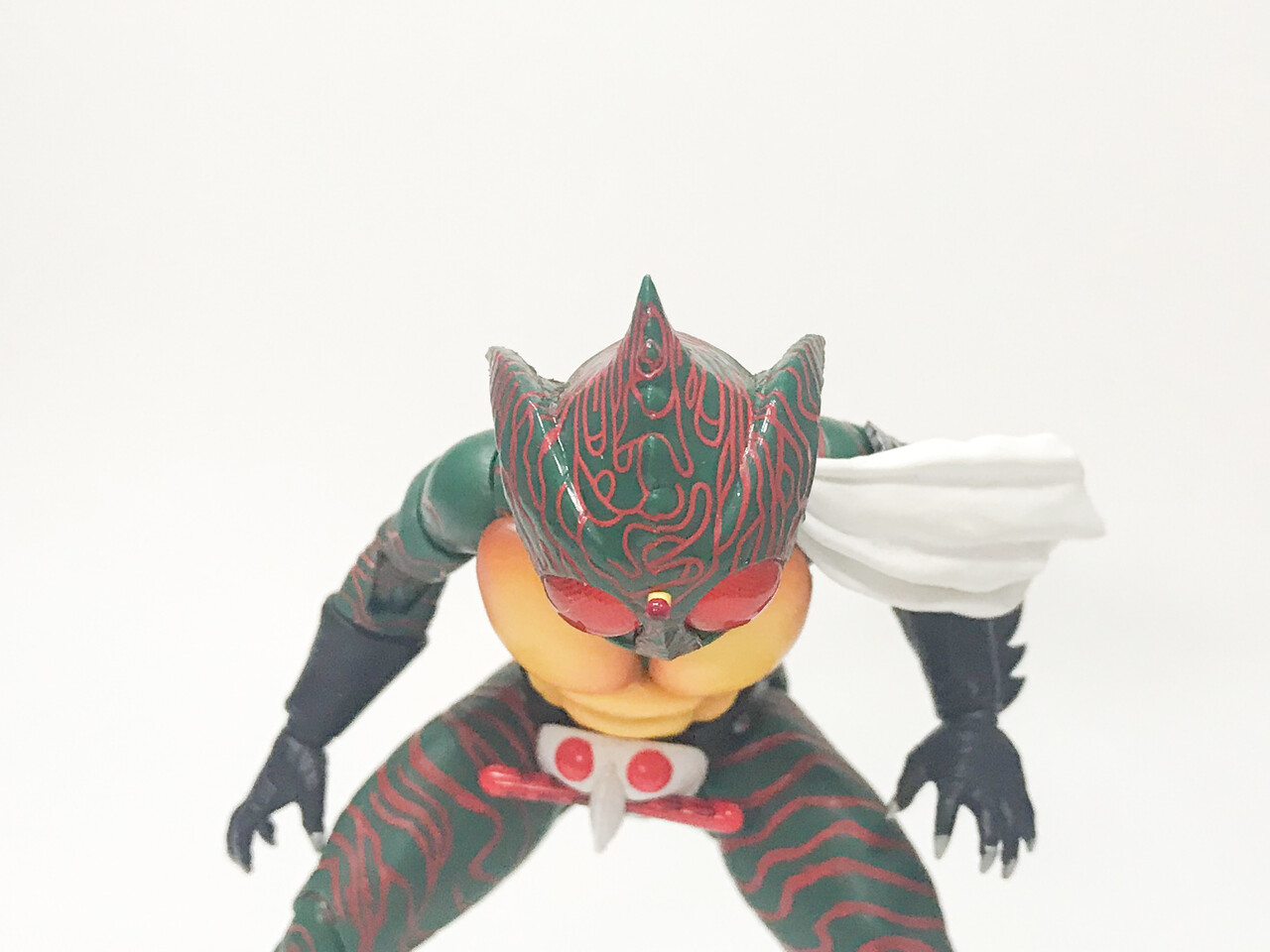 A439 バンダイ S.H.Figuarts フィギュアーツ BATMAN バットマン THE DARK NIGHT フィギュア 未開封品 TAMASHII NATIONS  Katsuki Bakugo My Hero Academia